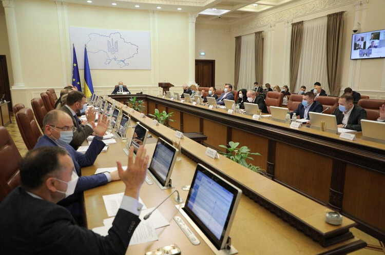 Кабмін передав на дороги 62 млн із програми МОЗ по онкозахворюванням Кабмін передав на дороги 62 млн із програми МОЗ по онкозахворюванням