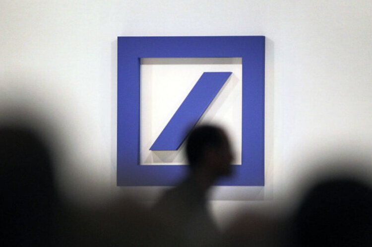 Deutsche Bank несподівано отримав чистий прибуток в ІІІ кварталі Deutsche Bank несподівано отримав чистий прибуток в ІІІ кварталі