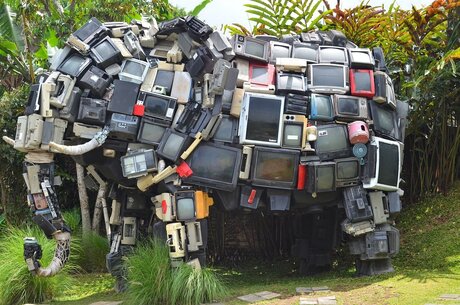  Pay TV  :        
