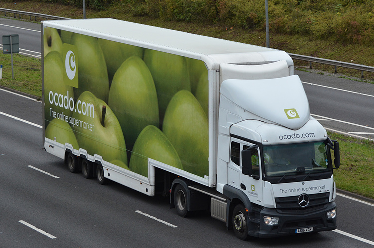 Британський онлайн-супермаркет Ocado купив дві робототехнічні компанії із США Британський онлайн-супермаркет Ocado купив дві робототехнічні компанії із США