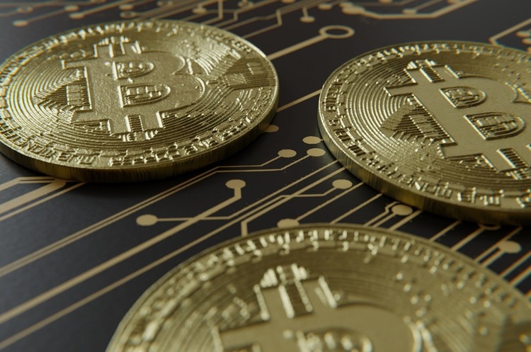 Біткойн вперше з січня 2018 року злетів вище $16 000 Біткойн вперше з січня 2018 року злетів вище $16 000