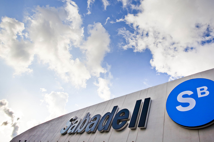 BBVA та Sabadell ведуть переговори щодо створення другого за величиною банку в Іспанії BBVA та Sabadell ведуть переговори щодо створення другого за величиною банку в Іспанії