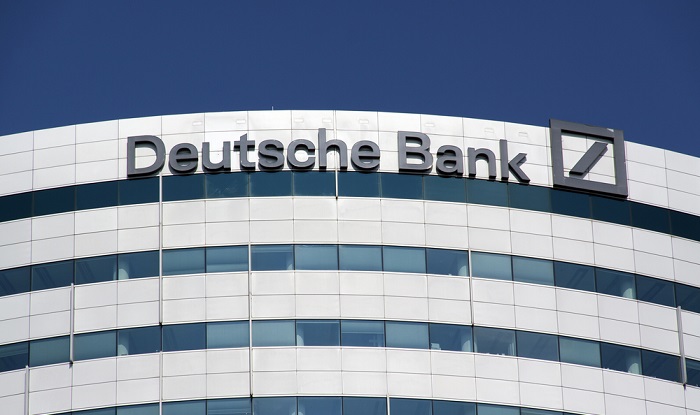 фото Shutterstock Deutsche Bank планує перевести працівників 2 дні на тиждень на дистанційну роботу