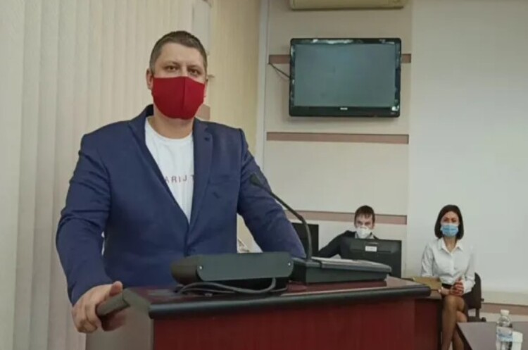Лідер партії Шарія у Краматорську відмовився виступати українською мовою Лідер партії Шарія у Краматорську відмовився виступати українською мовою
