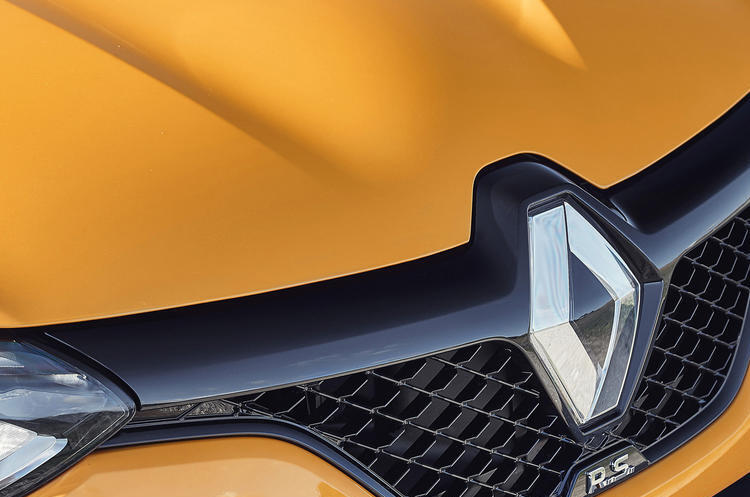 Renault припинить випуск авто на одному із заводів попри протести працівників Renault припинить випуск авто на одному із заводів попри протести працівників