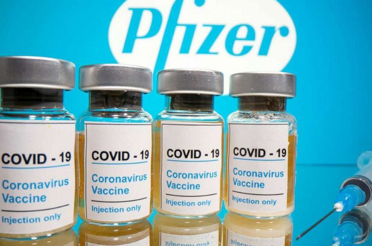 Pfizer і BioNTech подали заявку на реєстрацію вакцини проти COVID-19 в ЄС Pfizer і BioNTech подали заявку на реєстрацію вакцини проти COVID-19 в ЄС