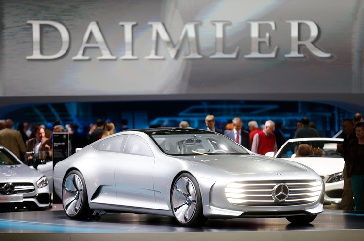 фото DR Daimler виплатить працівникам у Німеччині по 1000 євро премії через пандемію
