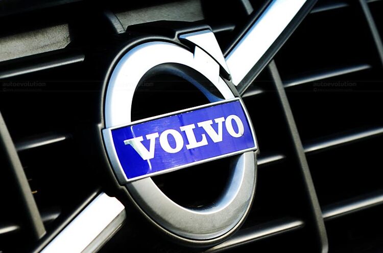 Volvo має намір випускати виключно електрокари до 2030 року Volvo має намір випускати виключно електрокари до 2030 року
