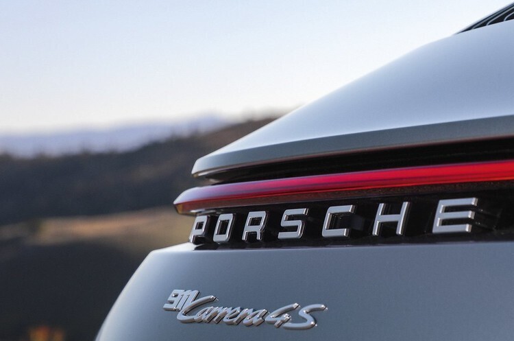 Porsche інвестує близько $24 млн в розробку «е-палива» Porsche інвестує близько $24 млн в розробку «е-палива»