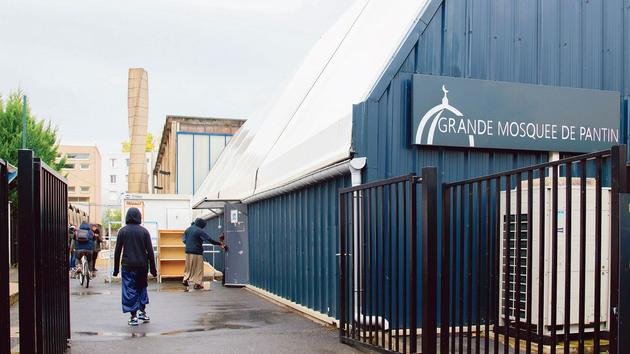 фото lefigaro.fr У Франції оголошено боротьбу з «радикальним ісламізмом»: 18 мечетей будуть закриті