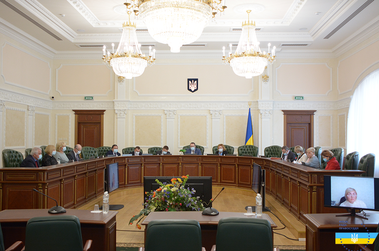 ВРП рекомендувала Зеленському призначити довічним суддею Печерського райсуду Кицюка ВРП рекомендувала Зеленському призначити довічним суддею Печерського райсуду Кицюка