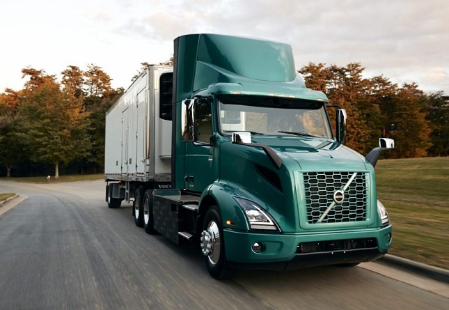 фото Volvo Volvo починає продажі електричних вантажівок у США і Канаді