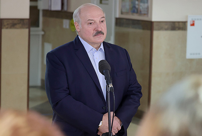 Олександр Лукашенко Лукашенко пригрозив Міжнародному олімпійському комітету судом та назвав його «бандою»