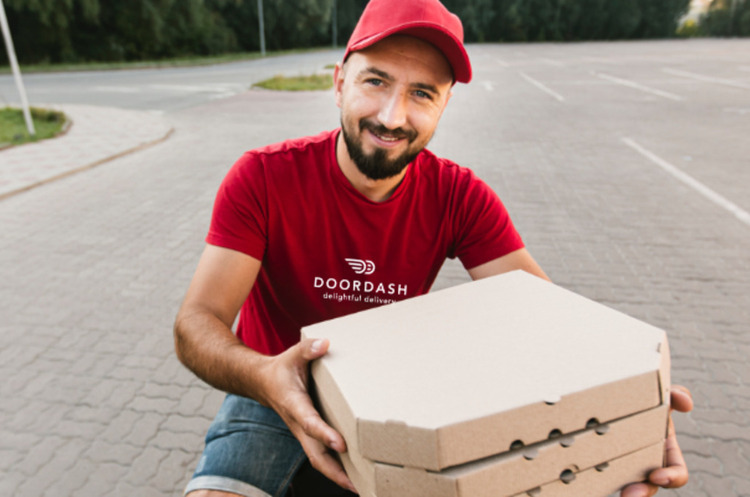 фото Flickr IPO сервісу з доставки їжі DoorDash зробило його засновників мільярдерами