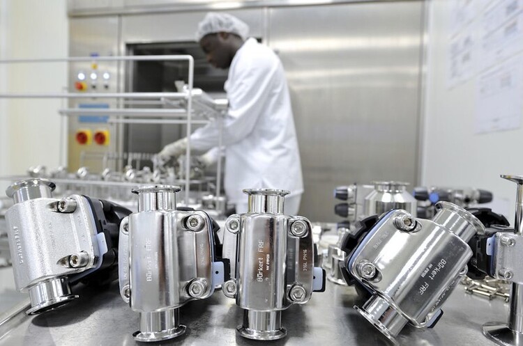 Sanofi-GSK оголосили про відстрочку проєкту своєї вакцини проти COVID-19 Sanofi-GSK оголосили про відстрочку проєкту своєї вакцини проти COVID-19