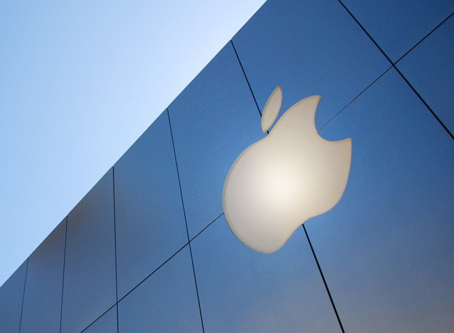Apple веде роботи над розробкою свого першого власного модему для смартфонів – Bloomberg
