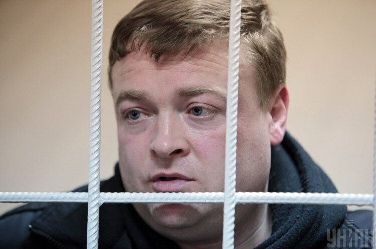 Екскомандира харківського «Беркута» Шаповалова, який поновився на посаді через суд, звільнили з МВС Екскомандира харківського «Беркута» Шаповалова, який поновився на посаді через суд, звільнили з МВС