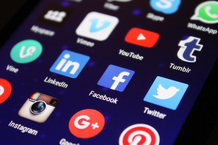 ЄС готує нові радикальні правила для Big Tech, техногігантів чекають великі штрафи ЄС готує нові радикальні правила для Big Tech, техногігантів чекають великі штрафи