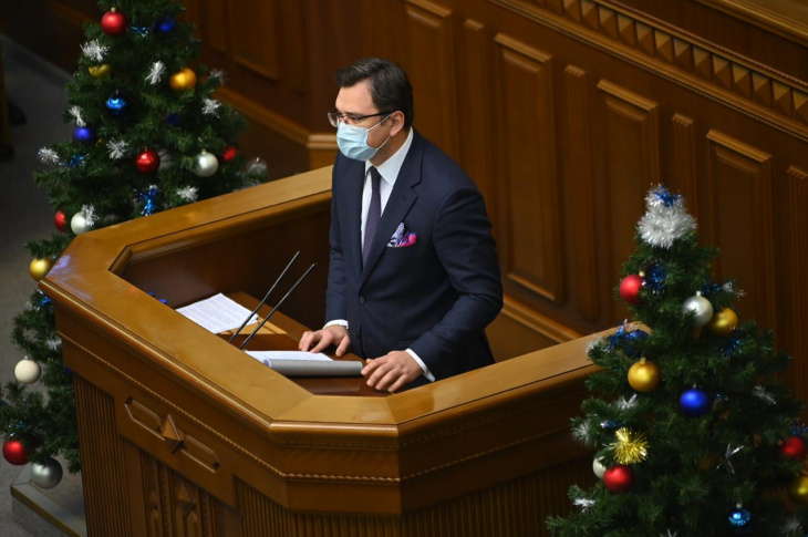 Рада ратифікувала стратегічну угоду про партнерство між Україною та Британією Рада ратифікувала стратегічну угоду про партнерство між Україною та Британією
