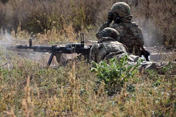 Формування Росії впродовж всієї доби обстрілювали територію України Формування Росії впродовж всієї доби обстрілювали територію України