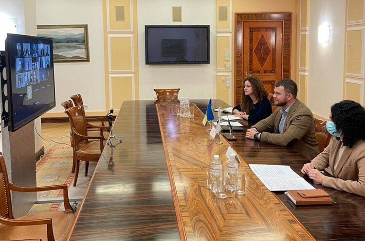 Україна підписала кредитну угоду з ЄБРР на 450 млн євро Україна підписала кредитну угоду з ЄБРР на 450 млн євро