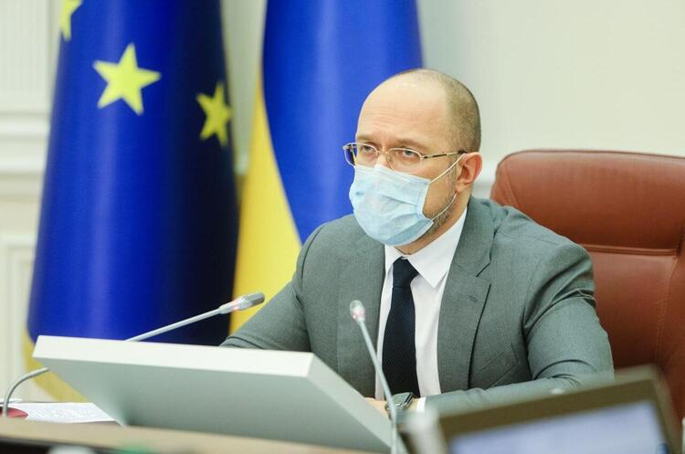 Шмигаль: Заявки на допомогу подали понад 261 000 ФОПів Шмигаль: Заявки на допомогу подали понад 261 000 ФОПів