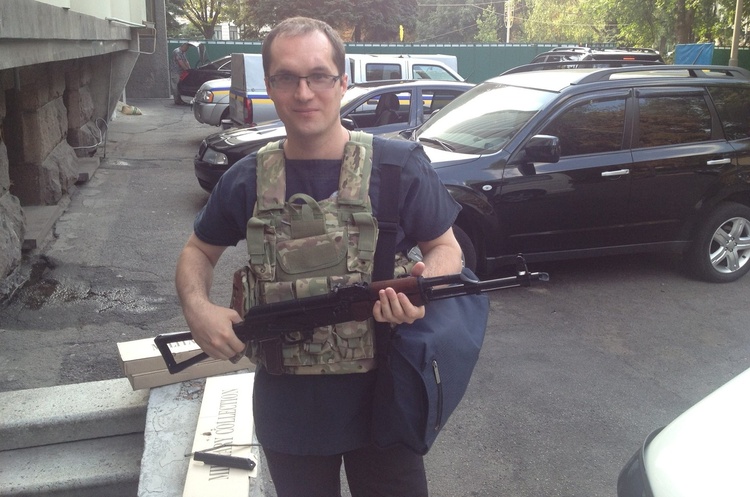 Журналіст Юрій Бутусов Журналіст Бутусов прийняв пропозицію міністра оборони Тарана стати його позаштатним радником