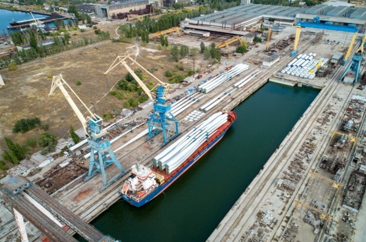 Український суднобудівний завод виготовлятиме військові кораблі за спільною з Туреччиною програмою Український суднобудівний завод виготовлятиме військові кораблі за спільною з Туреччиною програмою