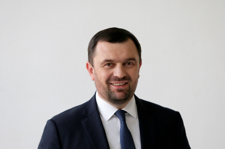 Валерій Пацкан, голова Рахункової палати України Кожна сьома гривня доходів держбюджету йде на обслуговування боргу – Рахункова палата