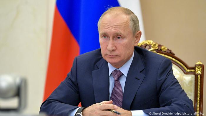 Путін вирішив зробити щеплення від коронавірусу російською вакциною Путін вирішив зробити щеплення від коронавірусу російською вакциною