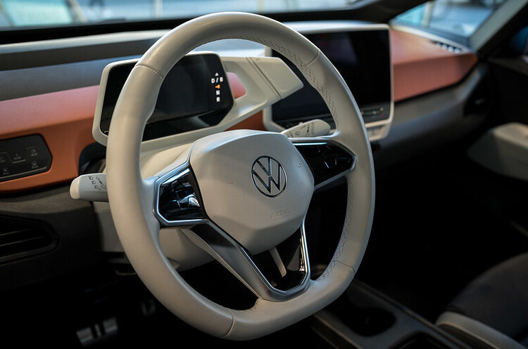 Продажі електромобілів Volkswagen в 2020 році потроїлися Продажі електромобілів Volkswagen в 2020 році потроїлися