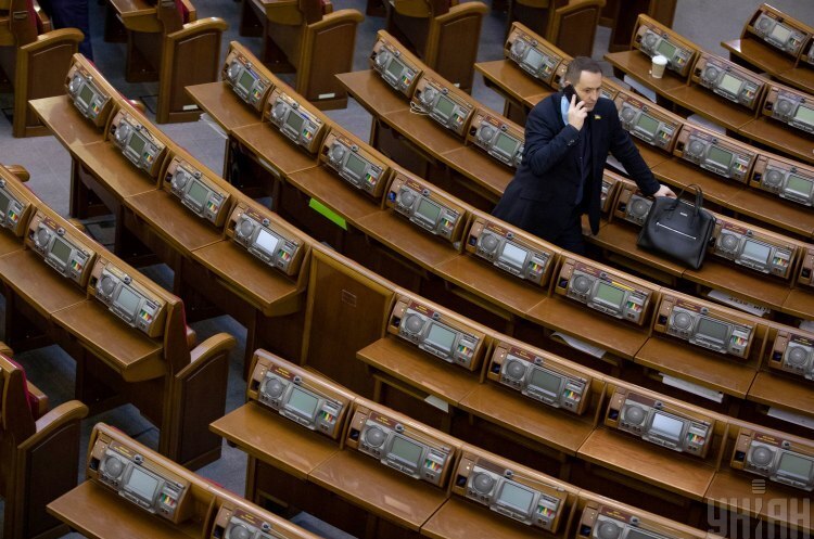 Минулого року лише 16% законів було прийнято голосами монобільшості Минулого року лише 16% законів було прийнято голосами монобільшості