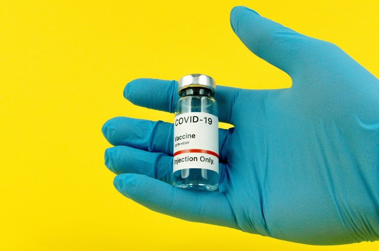 В Ізраїлі розслідують можливу контрабанду COVID-вакцини до України В Ізраїлі розслідують можливу контрабанду COVID-вакцини до України
