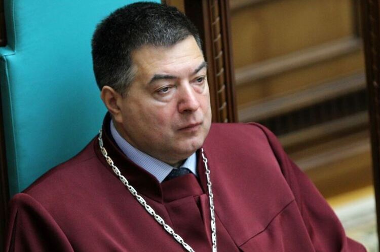 ДБР повідомило про підозру голові КСУ Тупицькому ДБР повідомило про підозру голові КСУ Тупицькому