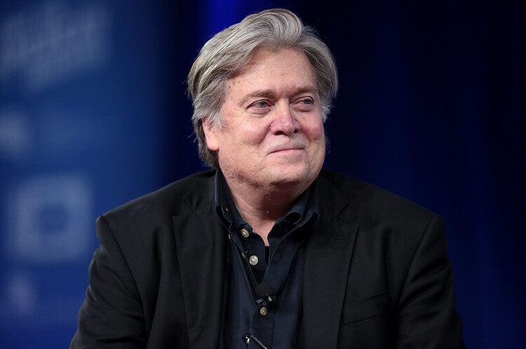 Стів Беннон Трамп помилував свого соратника Беннона та ще 72 людини в останні години свого президентства