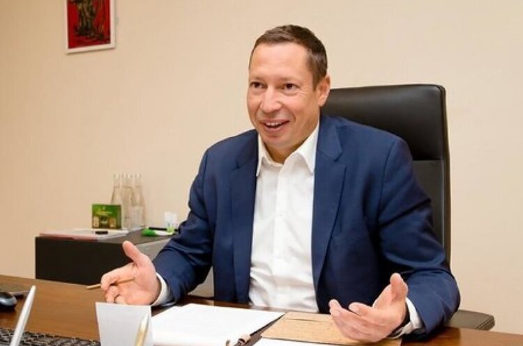 Нацбанк зберіг облікову ставку на рівні 6% Нацбанк зберіг облікову ставку на рівні 6%