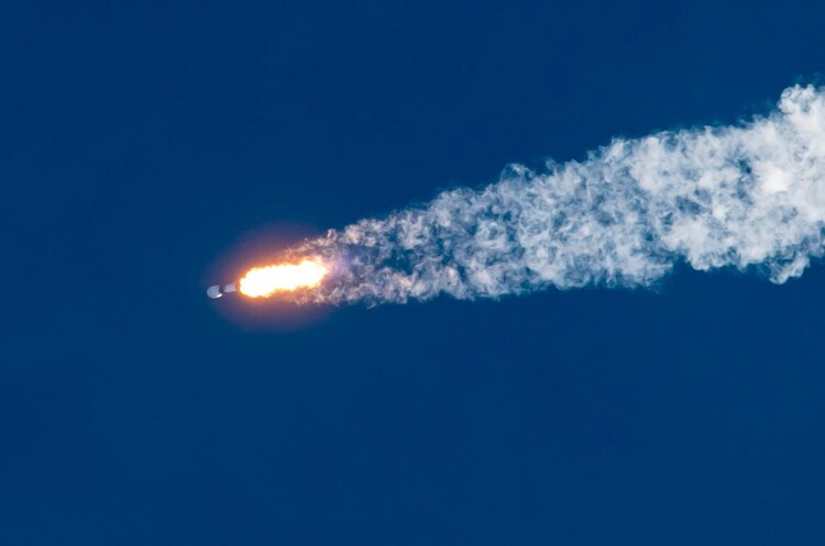 SpaceX здійснила запуск ракети з рекордною кількістю супутників SpaceX здійснила запуск ракети з рекордною кількістю супутників