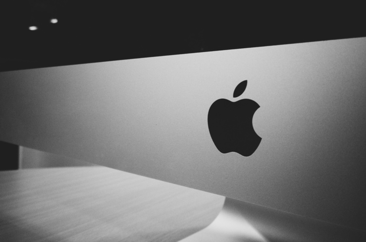 Apple прозвітувала про рекордно прибутковий квартал Apple прозвітувала про рекордно прибутковий квартал