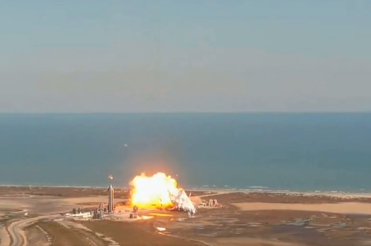 Вибухнув ще один прототип космічного корабля Маска Вибухнув ще один прототип космічного корабля Маска