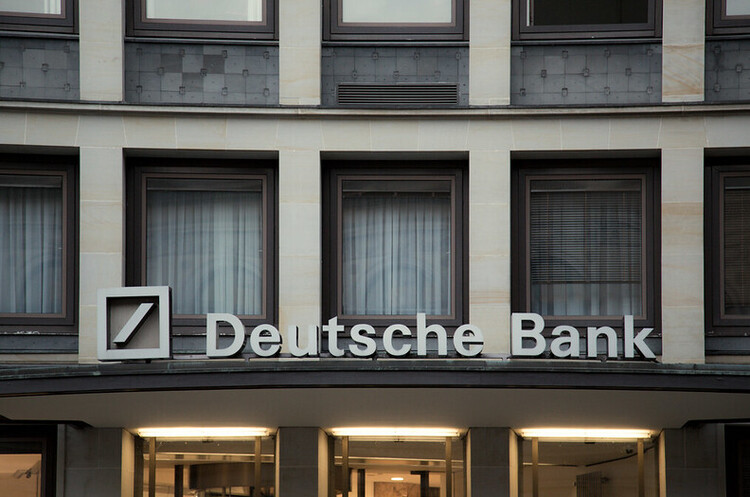 Deutsche Bank прозвітував про річний прибуток, який перевищив очікування Deutsche Bank прозвітував про річний прибуток, який перевищив очікування