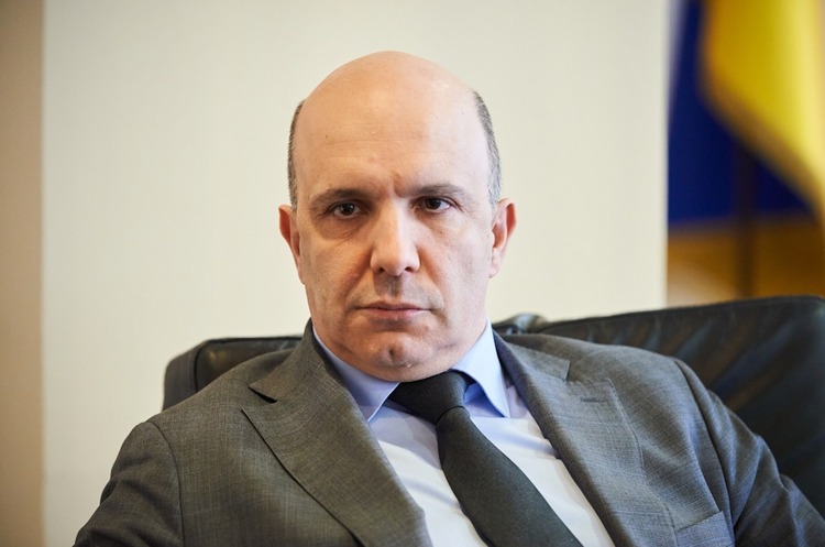 Роман Абрамовський Роман Абрамовський: «В Україні нелегального видобутку бурштину близько 90%»
