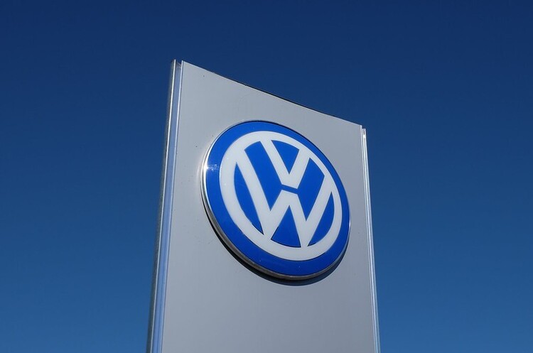 Volkswagen розглядає можливість виходу на ринок літаючих автомобілів в Китаї Volkswagen розглядає можливість виходу на ринок літаючих автомобілів в Китаї