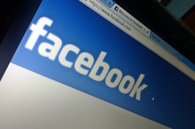 Facebook тимчасово скорочує політичний контент для деяких користувачів в кількох країнах Facebook тимчасово скорочує політичний контент для деяких користувачів в кількох країнах