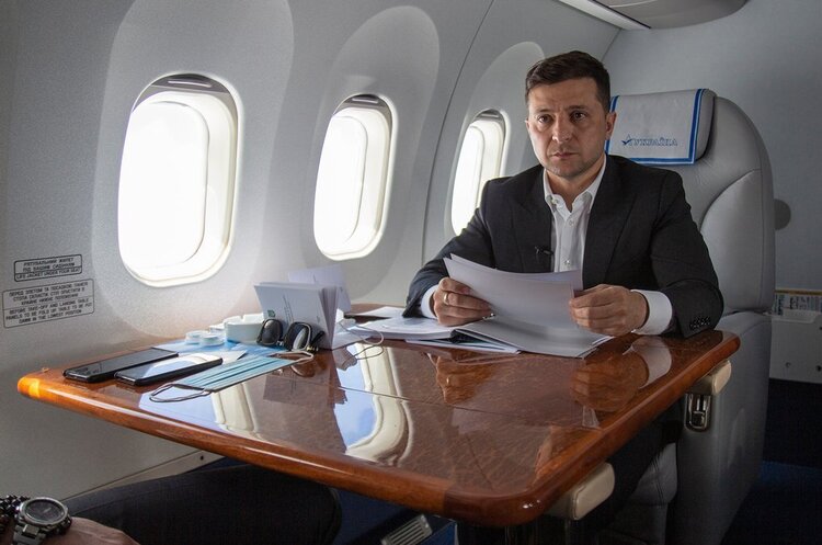 Авіаперельоти Зеленського у 2020 році обійшлись платникам податків в 22 мільйони Авіаперельоти Зеленського у 2020 році обійшлись платникам податків в 22 мільйони