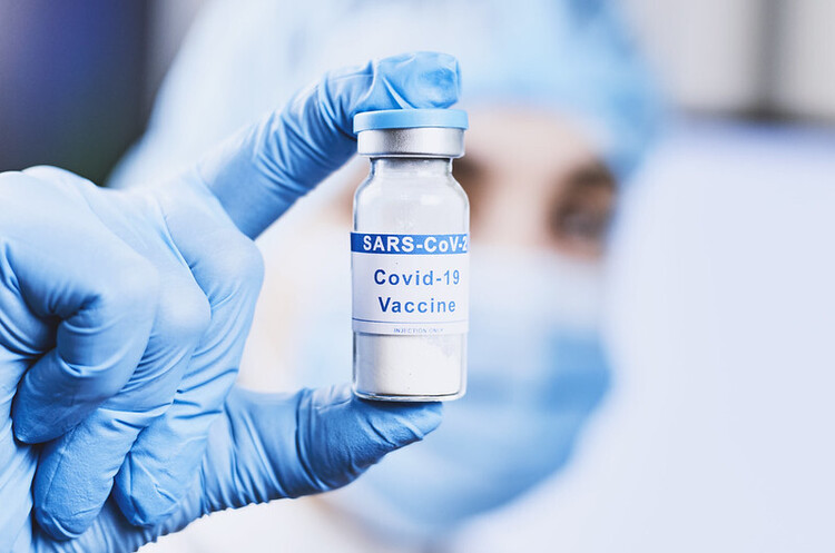 Вакцину AstraZeneca випробують на дітях Вакцину AstraZeneca випробують на дітях