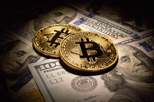 Вартість Bitcoin перевищила $49 000 Вартість Bitcoin перевищила $49 000
