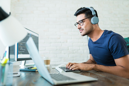 Spotify дозволить працювати з дому й після пандемії Spotify дозволить працювати з дому й після пандемії