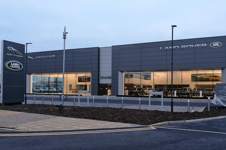 Jaguar Land Rover запланував повністю перейти на виробництво електромобілів до 2039 року Jaguar Land Rover запланував повністю перейти на виробництво електромобілів до 2039 року