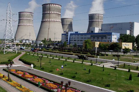 До мережі підключили енергоблок Хмельницької АЕС До мережі підключили енергоблок Хмельницької АЕС