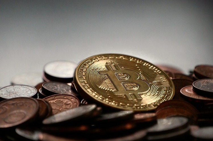 Біткойн вперше пробив позначку у понад $51 500 Біткойн вперше пробив позначку у понад $51 500